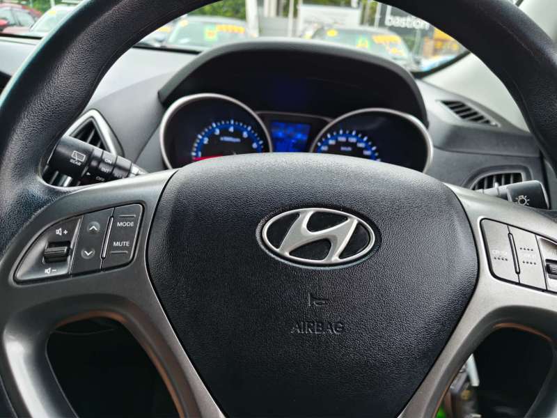 2015 HYUNDAI iX35 ACTIVE , auto, well maintained, $ 7999 Great city suv.