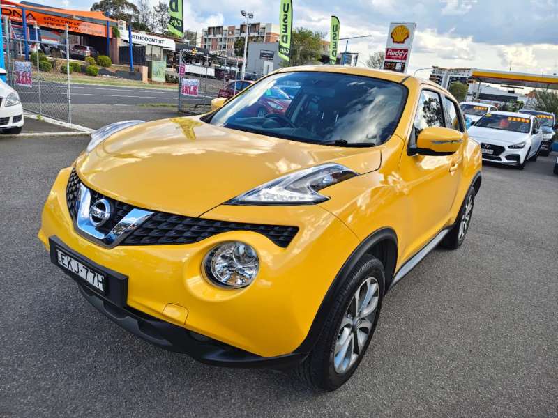 2017 NISSAN JUKE ST . low kilometers, $ 12999 On special