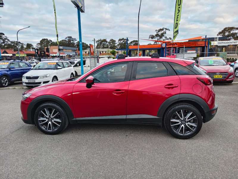 2017 MAZDA CX-3 S TOURING , auto, well maintained, $ 17999 Nice car.