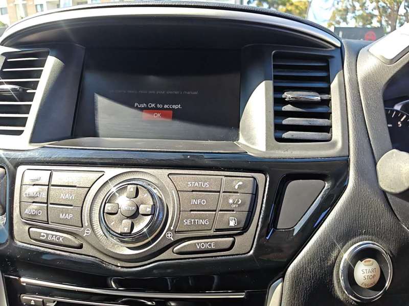 2019 NISSAN PATHFINDER ST, 7seats, low kilometers, $ 16999