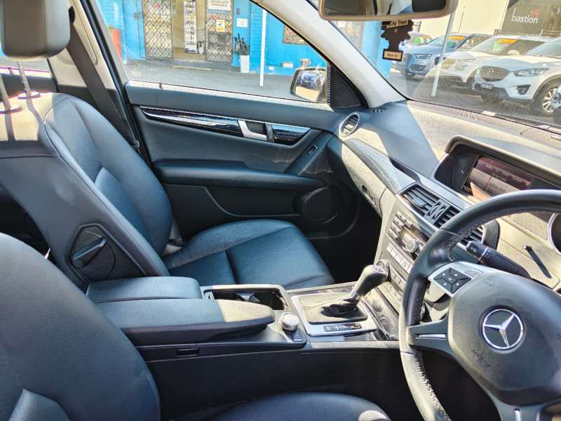 2013 MERCEDES-BENZ C200 AVANTGARDE BE, One owner! well maintained $ 9999 Nice car.