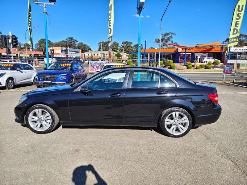 2013 MERCEDES-BENZ C200 AVANTGARDE BE, One owner! well maintained $ 9999 Nice car.