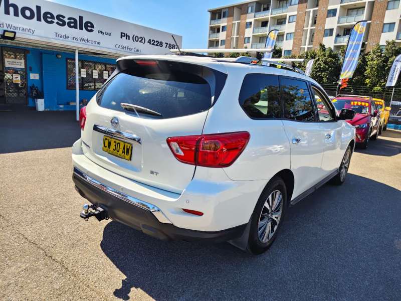 2019 NISSAN PATHFINDER ST, 7seats, low kilometers, $ 16999