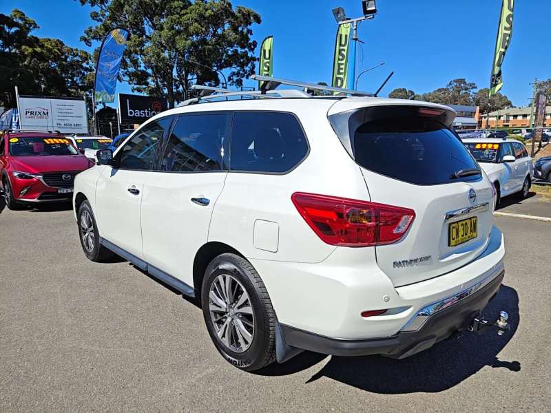 2019 NISSAN PATHFINDER ST, 7seats, low kilometers, $ 16999