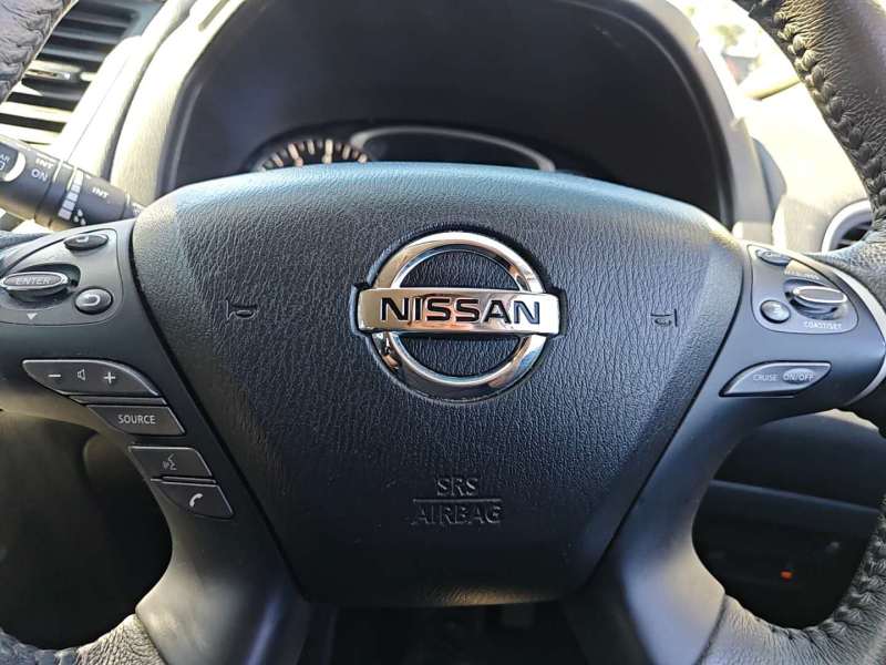 2019 NISSAN PATHFINDER ST, 7seats, low kilometers, $ 16999