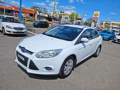 2013 FORD FOCUS AMBIENTE, auto, low kilometers, $ 6999 Cheap reliable 1st car.