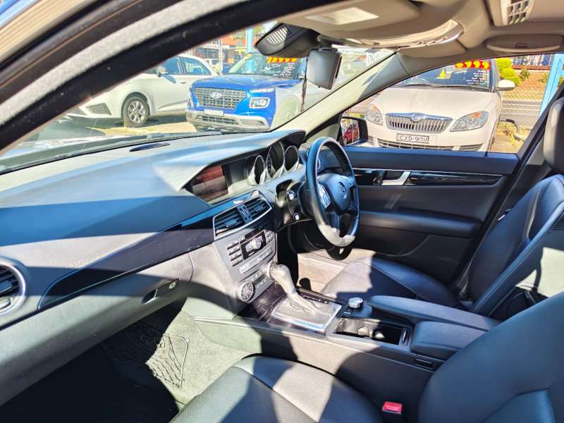 2013 MERCEDES-BENZ C200 AVANTGARDE BE, One owner! well maintained $ 9999 Nice car.