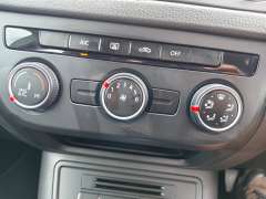 2015 VOLKSWAGEN TIGUAN 118 TSI , auto, low kilometers, $ 9999 Great city suv.