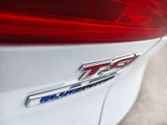 2015 VOLKSWAGEN TIGUAN 118 TSI , auto, low kilometers, $ 9999 Great city suv.
