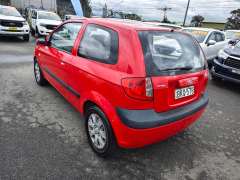 2009 HYUNDAI GETZ SX, manual, low kilometers, $ 4750 Great 1st car.