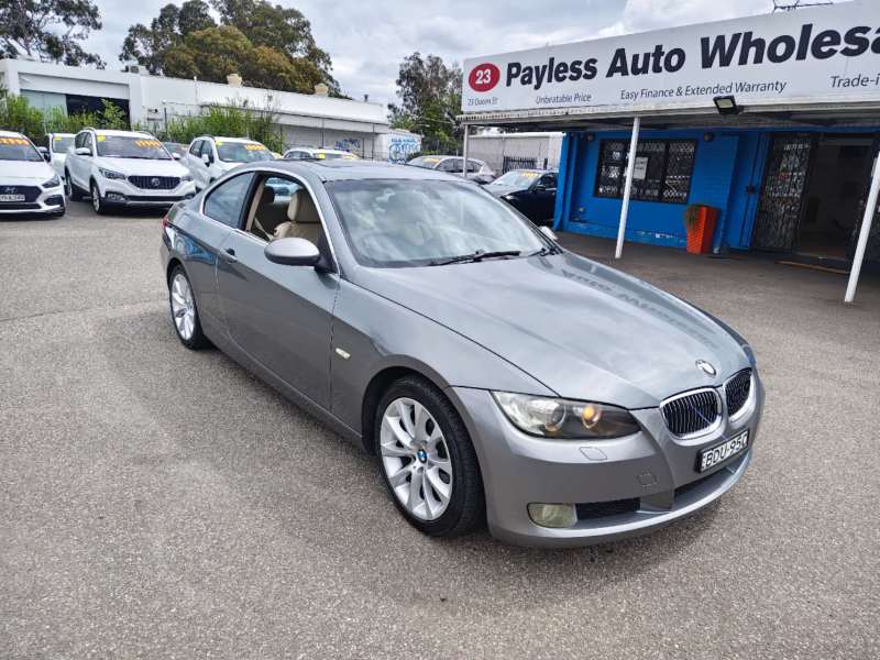 2007 BMW 3 25i, auto, low kilometers, well maintained, $ 8999 Good for collection!