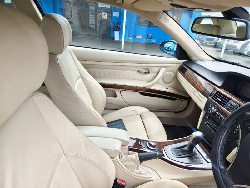 2007 BMW 3 25i, auto, low kilometers, well maintained, $ 8999 Good for collection!
