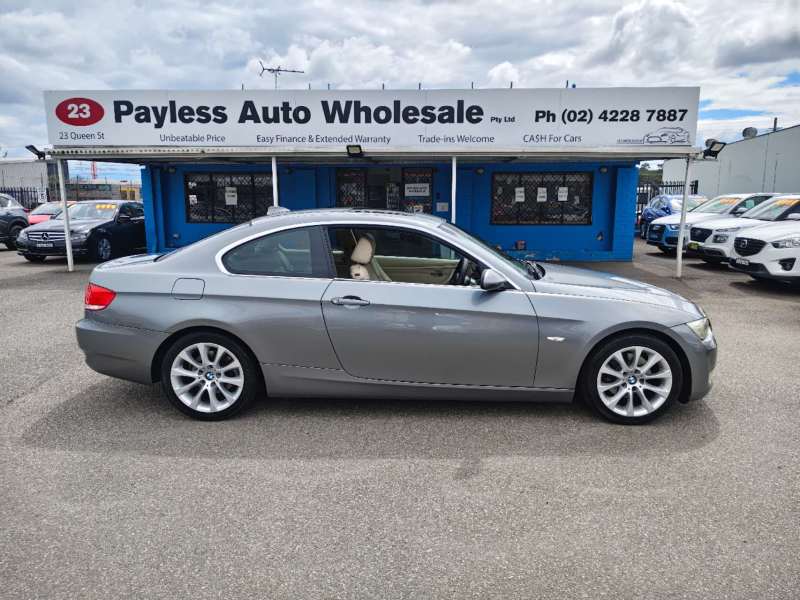 2007 BMW 3 25i, auto, low kilometers, well maintained, $ 8999 Good for collection!