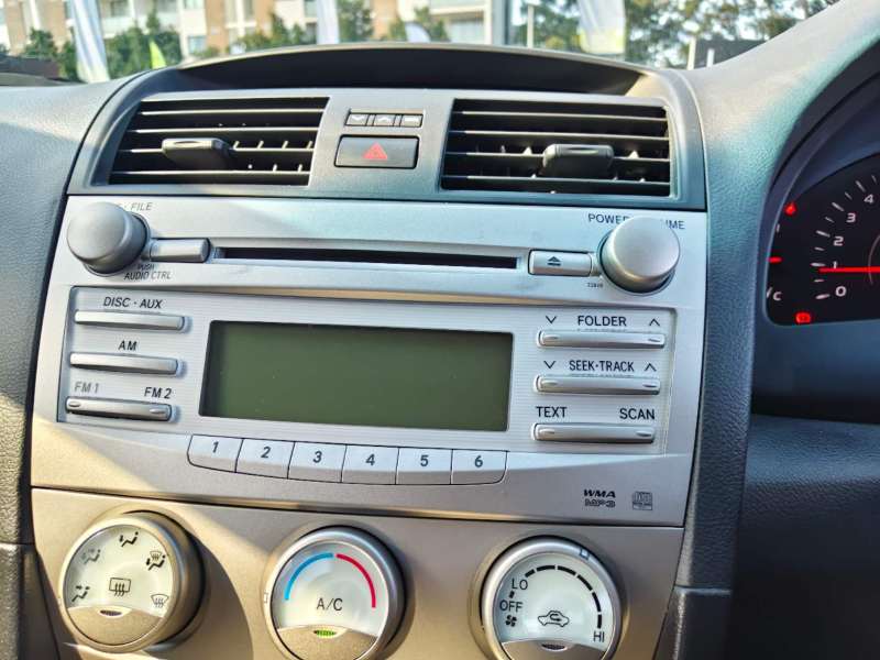 2009 TOYOTA AURION AT-X, auto, low kilometers, $ 8850 Cheap reliable 1st car.