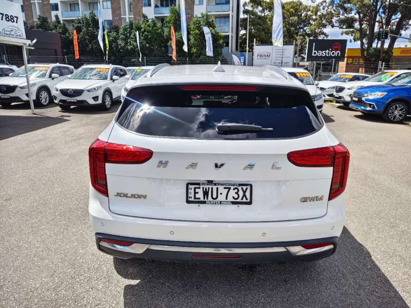 2022 GWM HAVAL JOLION LUX, Under new car warranty! $ 18999 Nice car.