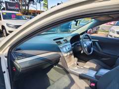 2009 TOYOTA AURION AT-X, auto, low kilometers, $ 8850 Cheap reliable 1st car.