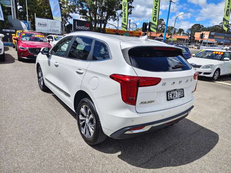 2022 GWM HAVAL JOLION LUX, Under new car warranty! $ 18999 Nice car.