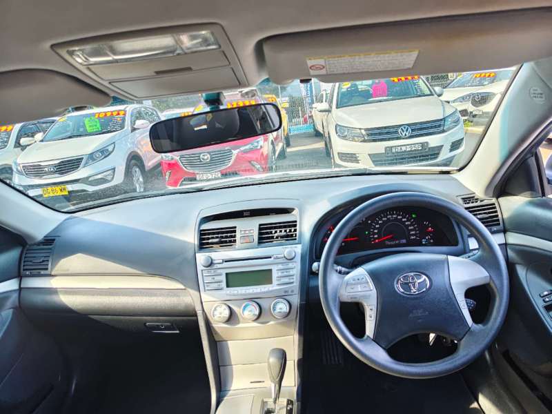 2009 TOYOTA AURION AT-X, auto, low kilometers, $ 8850 Cheap reliable 1st car.