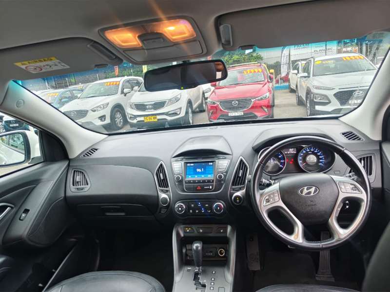 2015 HYUNDAI iX35 SE , auto, low kilometers, well maintained, $ 12999