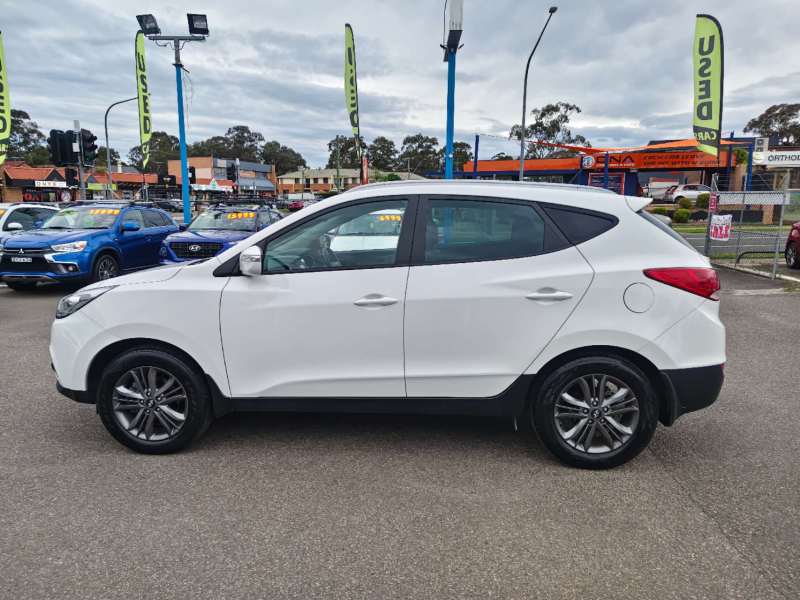 2015 HYUNDAI iX35 SE , auto, low kilometers, well maintained, $ 12999