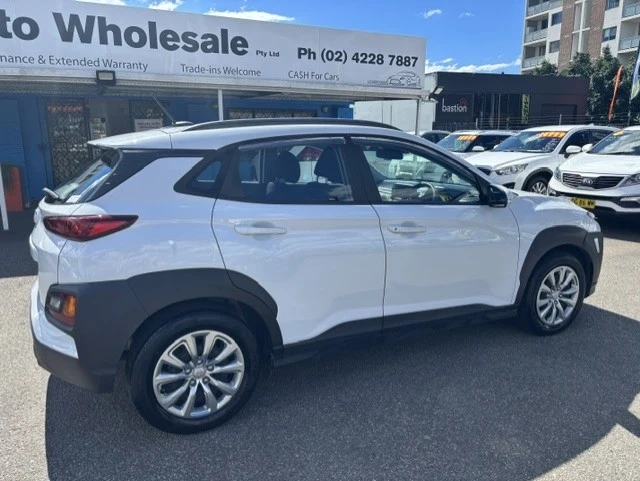 2020 HYUNDAI KONA GO, auto, low kilometers, well maintained, $ 18999 On special.