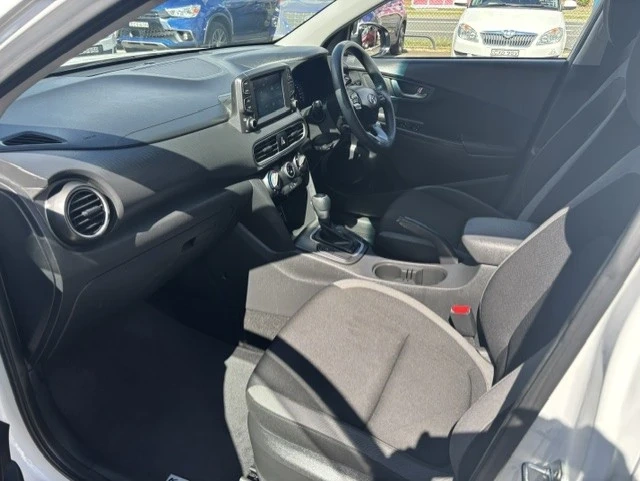 2020 HYUNDAI KONA GO, auto, low kilometers, well maintained, $ 18999 On special.