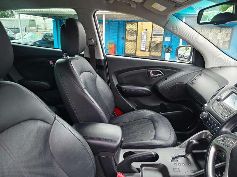 2015 HYUNDAI iX35 SE , auto, low kilometers, well maintained, $ 12999