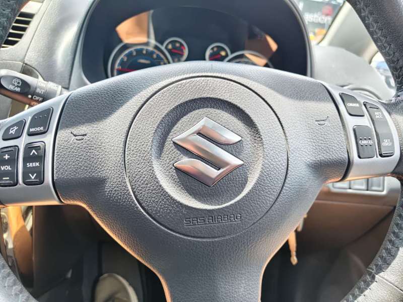 2014 SUZUKI SX4 CROSSOVER NAVIGATOR, well maintained, $ 10999