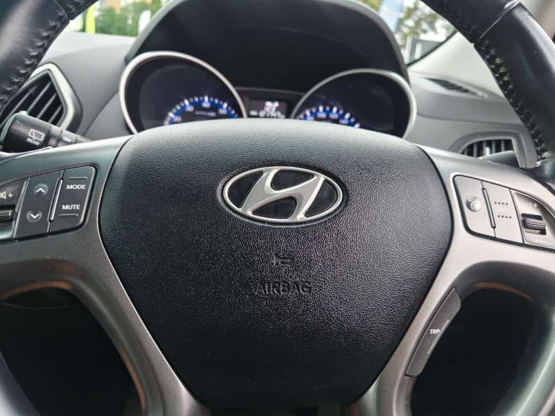2015 HYUNDAI iX35 SE , auto, low kilometers, well maintained, $ 12999