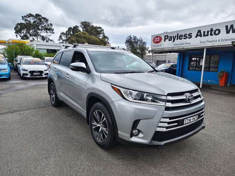 2017 TOYOTA KLUGER GX (4x4), 7seats, low kilometers, $24999 Nice family suv.