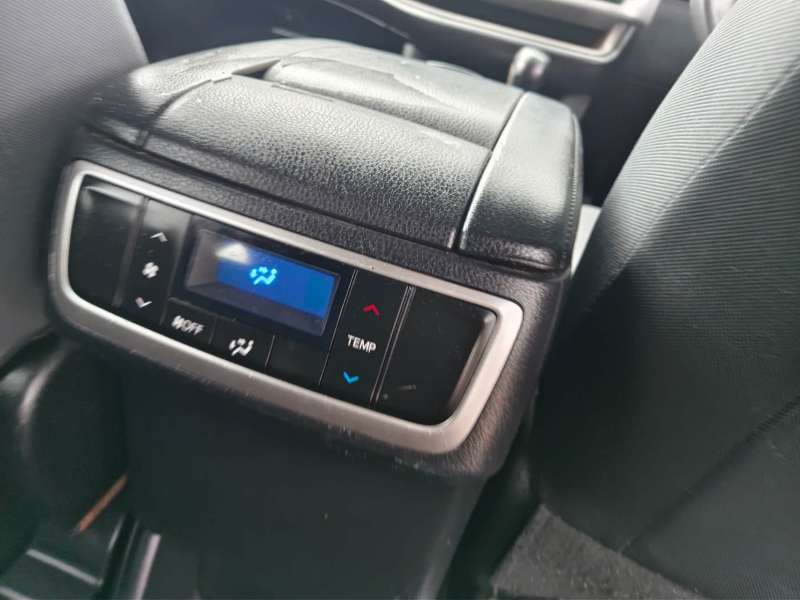 2017 TOYOTA KLUGER GX (4x4), 7seats, low kilometers, $24999 Nice family suv.