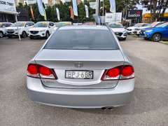 2010 HONDA CIVIC VTi, Limited Edition, auto, low kilometers, $ 7999 Great 1st car.
