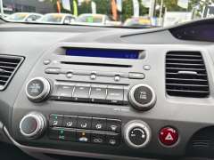 2010 HONDA CIVIC VTi, Limited Edition, auto, low kilometers, $ 7999 Great 1st car.
