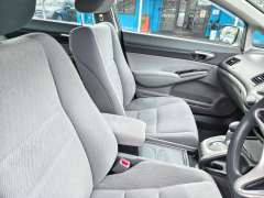 2010 HONDA CIVIC VTi, Limited Edition, auto, low kilometers, $ 7999 Great 1st car.