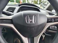 2010 HONDA CIVIC VTi, Limited Edition, auto, low kilometers, $ 7999 Great 1st car.