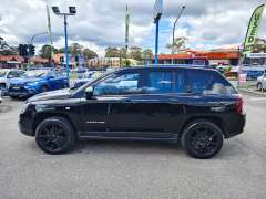 2013 JEEP COMPASS SPORT , auto, low kilometers, $ 6999 Great 1st car.