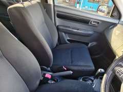 2008 SUZUKI SWIFT -auto, $ 4500 Cheap reliable 1st car.