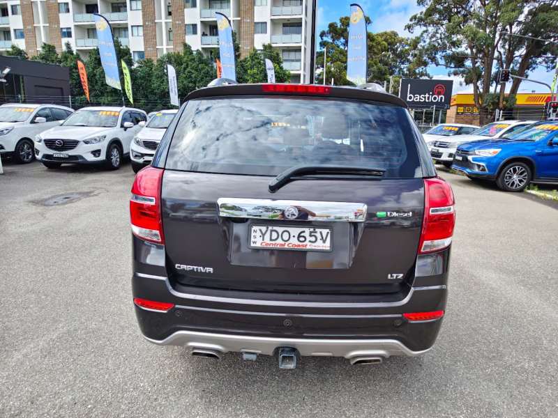 2016 HOLDEN CAPTIVA 7 LTZ (AWD), 7seats, Top of the range, low kilometers, $8999