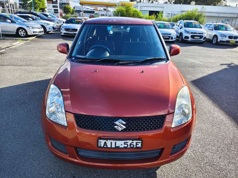 2008 SUZUKI SWIFT -auto, $ 4500 Cheap reliable 1st car.