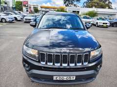 2013 JEEP COMPASS SPORT , auto, low kilometers, $ 6999 Great 1st car.