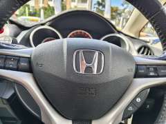 2013 HONDA JAZZ VIBE-S, auto, Top of the range, sporty looking, $ 8999 Great 1st car.