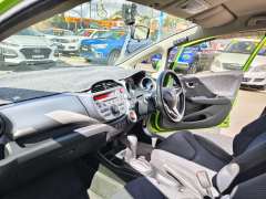 2013 HONDA JAZZ VIBE-S, auto, Top of the range, sporty looking, $ 8999 Great 1st car.