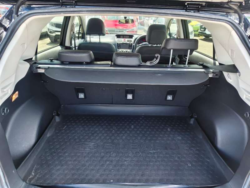 2016 SUBARU IMPREZA 2.0i PREMIUM (AWD), 86569km! $ 16999 Great 1st car.
