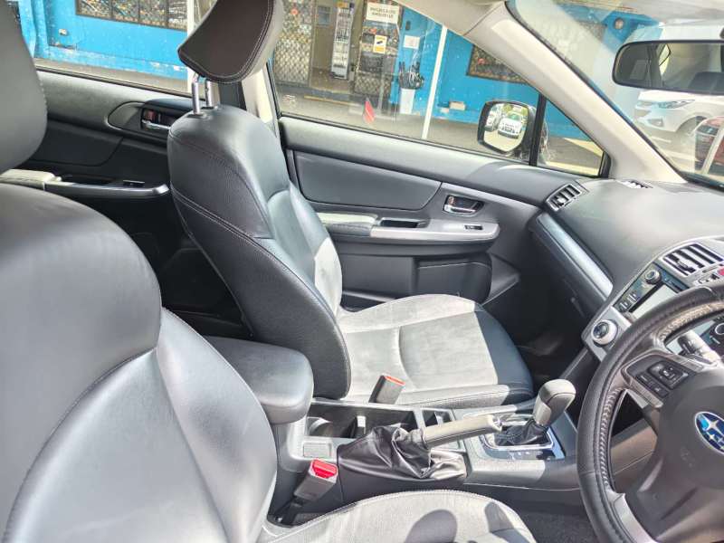 2016 SUBARU IMPREZA 2.0i PREMIUM (AWD), 86569km! $ 16999 Great 1st car.