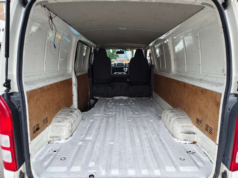 2010 TOYOTA HIACE LWB, auto, $ 11999 Cheap Van , Ready for work.