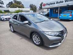 2015 HONDA CIVIC VTi-S auto, low kilometers, $ 11999 Great 1st car.