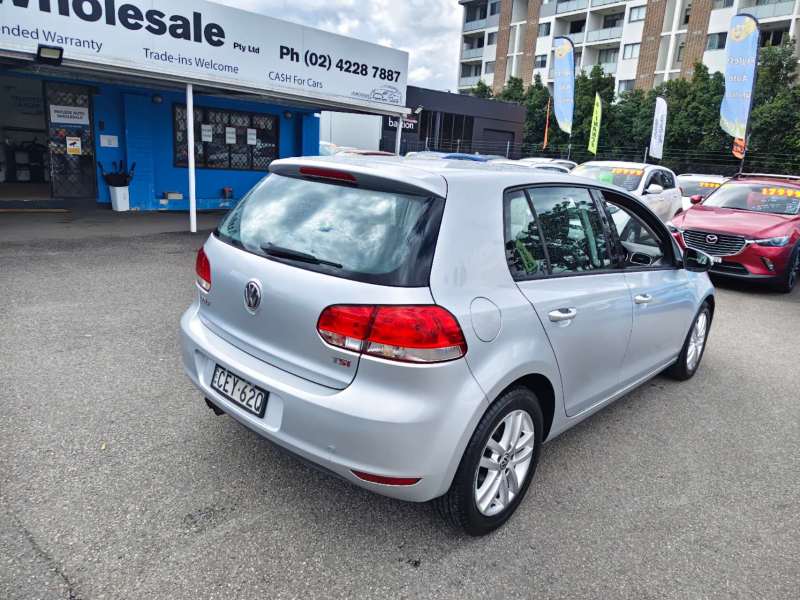 2012 VOLKSWAGEN GOLF 118 TSI COMFORTLINE, auto, only 66895km! $ 8999 Cheap reliable 1st car.