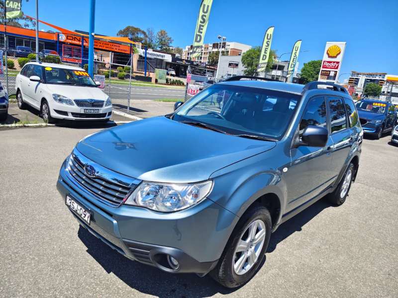 2010 SUBARU FORESTER X, auto, low kilometers, $ 7750 Cheap reliable suv.