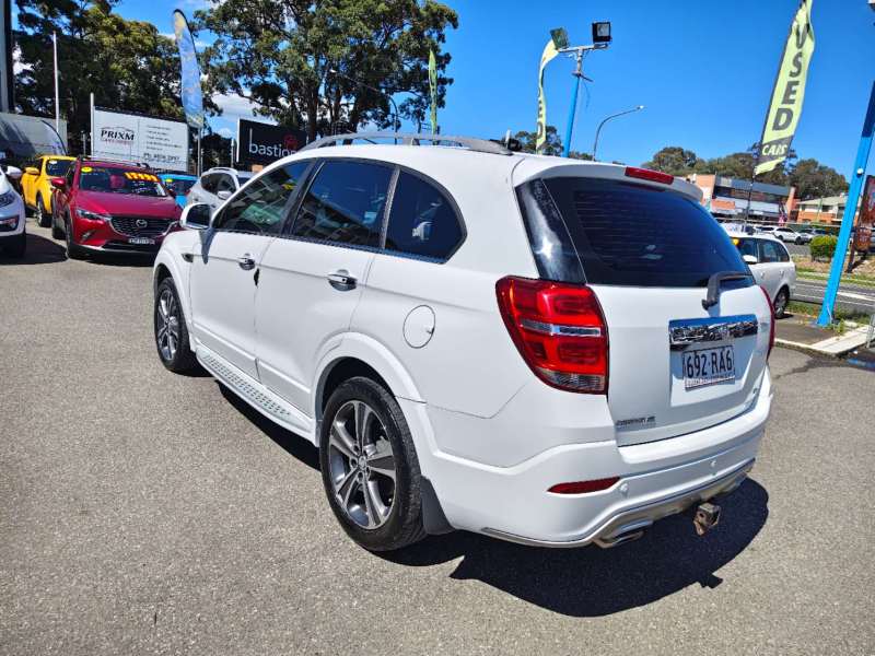2017 HOLDEN CAPTIVA 7 LTZ (AWD), 7seats, Top of the range, $ 8999 Nice suv.