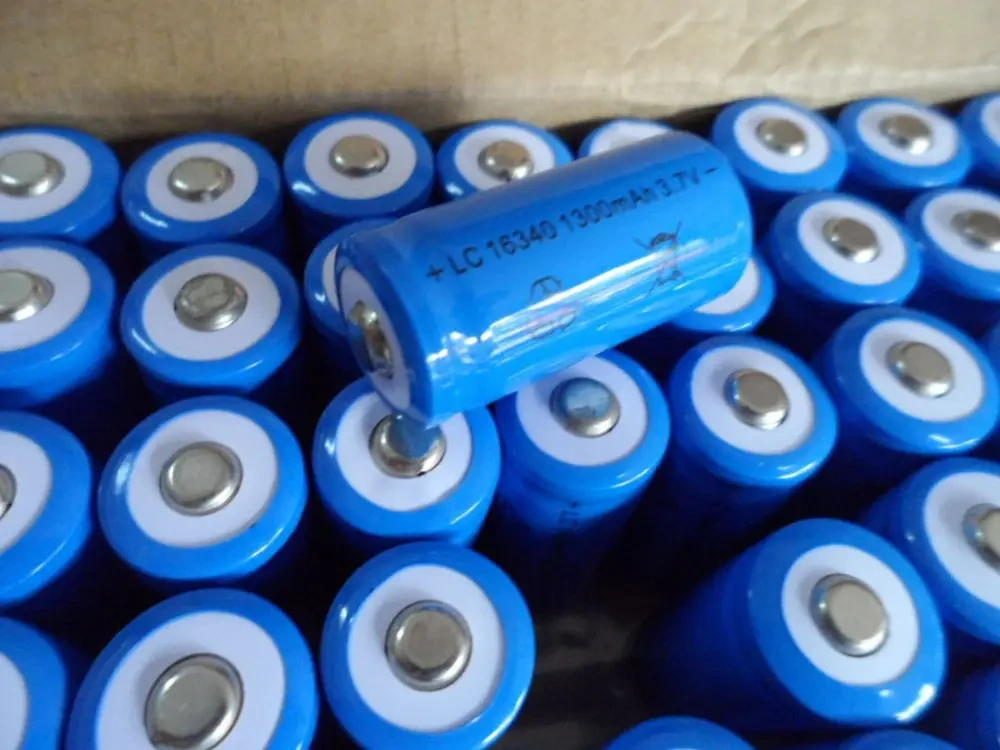 CR123A Battery For LED Flashlight Travel Wall Charger For 16340 CR123A Battery, 3.7V 1300mAh Li-ion Batteries, 16340 Battery